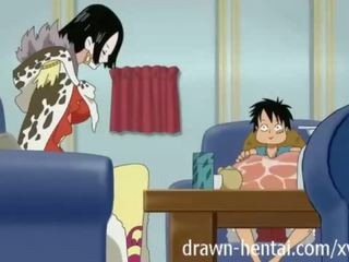 Um peça hentai - boa seduz luffy