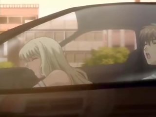 コー​​ル 女の子 吸います と 乗り物 厳しく管理します で ザ· 車